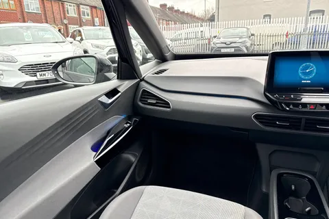 15 of 45 for VOLKSWAGEN ID.3 150kW Life Pro Performance 58kWh 5dr Auto