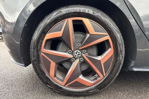 22 of 45 for VOLKSWAGEN ID.3 150kW Life Pro Performance 58kWh 5dr Auto