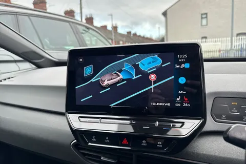 38 of 45 for VOLKSWAGEN ID.3 150kW Life Pro Performance 58kWh 5dr Auto