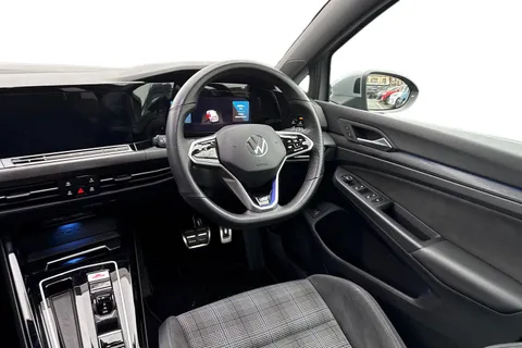 RF73GXJ Volkswagen Golf 1.4 TSI 13kWh GTE DSG Euro 6 (s/s) 5dr Thumbnail #14