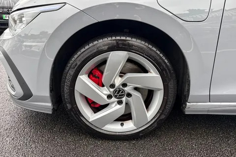 RF73GXJ Volkswagen Golf 1.4 TSI 13kWh GTE DSG Euro 6 (s/s) 5dr Thumbnail #24