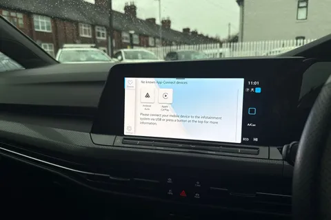 RF73GXJ Volkswagen Golf 1.4 TSI 13kWh GTE DSG Euro 6 (s/s) 5dr Thumbnail #38