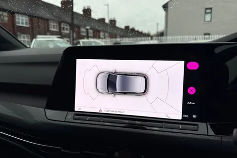 RF73GXJ Volkswagen Golf 1.4 TSI 13kWh GTE DSG Euro 6 (s/s) 5dr Thumbnail #47