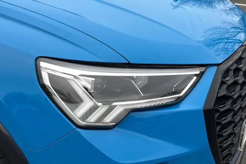 PN71LMO Audi Q3 Black Edition 35 TFSI  150 PS 6-speed Thumbnail #9