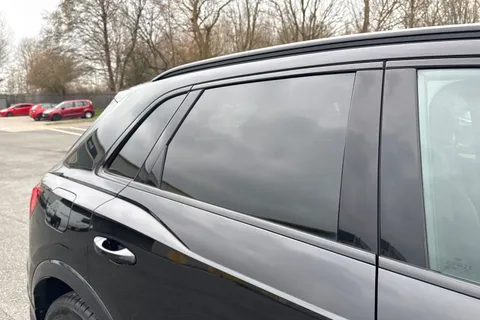 PF71JMO Audi Q3 Black Edition 35 TFSI  150 PS S tronic Thumbnail #34