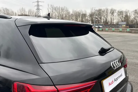 PF71JMO Audi Q3 Black Edition 35 TFSI  150 PS S tronic Thumbnail #35