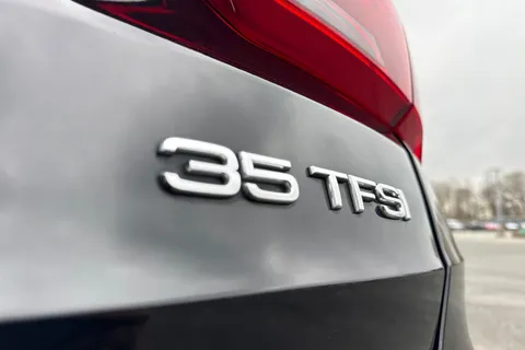 PF71JMO Audi Q3 Black Edition 35 TFSI  150 PS S tronic Thumbnail #38