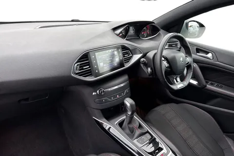 KW66HPZ PEUGEOT 308 2.0 BlueHDi GT Line EAT Euro 6 (s/s) 5dr Thumbnail #16