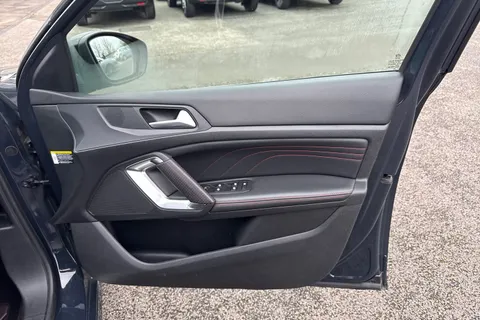 KW66HPZ PEUGEOT 308 2.0 BlueHDi GT Line EAT Euro 6 (s/s) 5dr Thumbnail #22