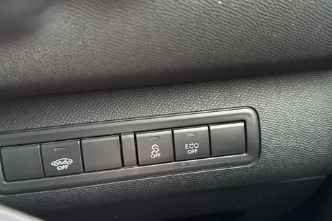 KW66HPZ PEUGEOT 308 2.0 BlueHDi GT Line EAT Euro 6 (s/s) 5dr Thumbnail #43