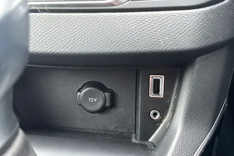 KW66HPZ PEUGEOT 308 2.0 BlueHDi GT Line EAT Euro 6 (s/s) 5dr Thumbnail #54