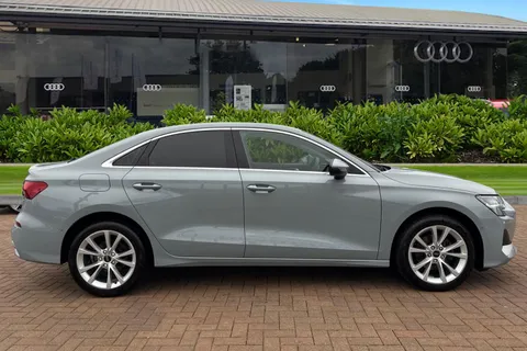 DK74VUW Audi A3 Sport 30 TFSI 116 PS 6-speed Thumbnail #4