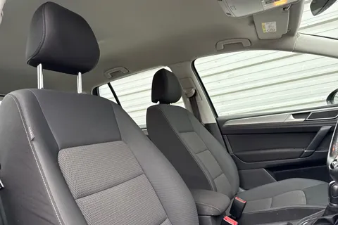 23 of 63 for VOLKSWAGEN GOLF SV 1.4 TSI SE 5dr DSG