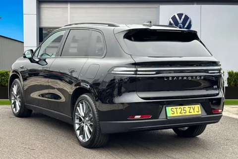 ST25ZYJ Leapmotor C10 69.9kWh Auto 5dr Thumbnail #3