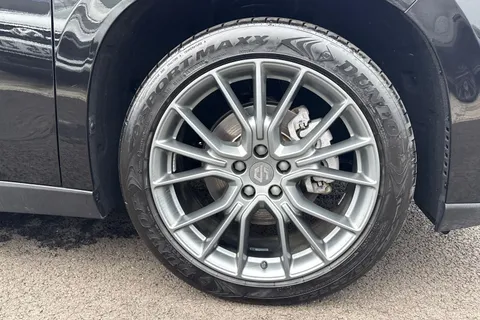 ST25ZYJ Leapmotor C10 69.9kWh Auto 5dr Thumbnail #11