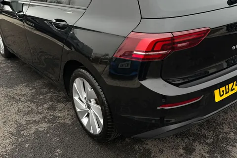 8 of 43 for VOLKSWAGEN GOLF 1.5 TSI 150 Match 5dr