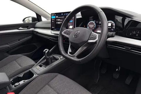 14 of 43 for VOLKSWAGEN GOLF 1.5 TSI 150 Match 5dr