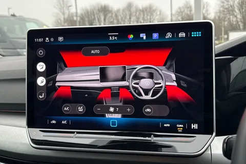 22 of 43 for VOLKSWAGEN GOLF 1.5 TSI 150 Match 5dr