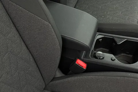 32 of 43 for VOLKSWAGEN GOLF 1.5 TSI 150 Match 5dr