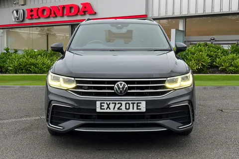 EX72OTE Volkswagen Tiguan 2.0 TSI 4Motion R-Line 5dr DSG Thumbnail #5