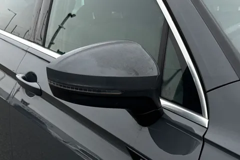 EX72OTE Volkswagen Tiguan 2.0 TSI 4Motion R-Line 5dr DSG Thumbnail #12