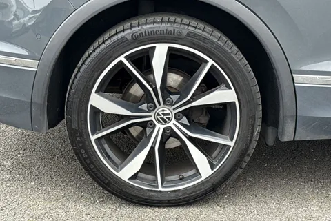 EX72OTE Volkswagen Tiguan 2.0 TSI 4Motion R-Line 5dr DSG Thumbnail #14
