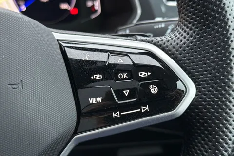 EX72OTE Volkswagen Tiguan 2.0 TSI 4Motion R-Line 5dr DSG Thumbnail #42