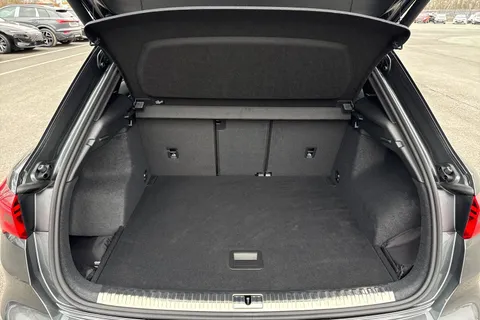 LM75ALO Audi Q3 Black Edition 35 TFSI  150 PS S tronic Thumbnail #7