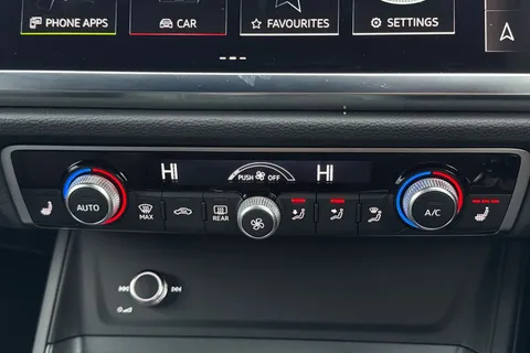 LM75ALO Audi Q3 Black Edition 35 TFSI  150 PS S tronic Thumbnail #22