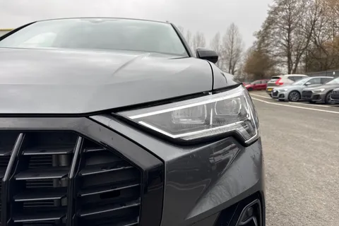 LM75ALO Audi Q3 Black Edition 35 TFSI  150 PS S tronic Thumbnail #26