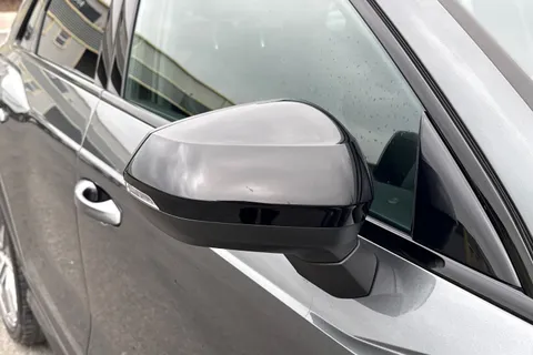 LM75ALO Audi Q3 Black Edition 35 TFSI  150 PS S tronic Thumbnail #29