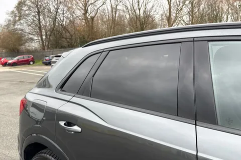 LM75ALO Audi Q3 Black Edition 35 TFSI  150 PS S tronic Thumbnail #32