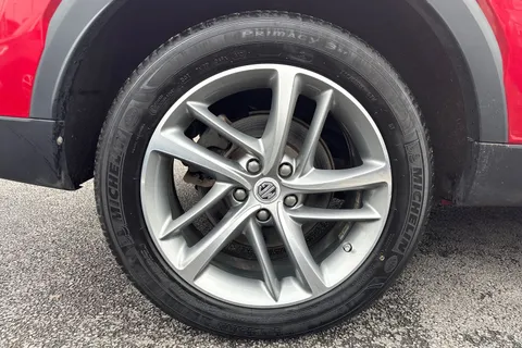 7 of 48 for MG Mg Hs 1.5 T-GDI 16.6kWh Excite Auto Euro 6 (s/s) 5dr