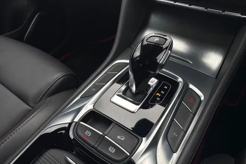 20 of 48 for MG Mg Hs 1.5 T-GDI 16.6kWh Excite Auto Euro 6 (s/s) 5dr