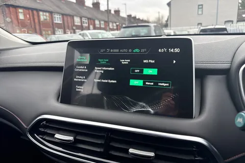 34 of 48 for MG Mg Hs 1.5 T-GDI 16.6kWh Excite Auto Euro 6 (s/s) 5dr
