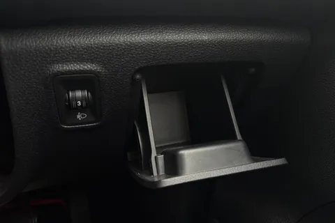 43 of 48 for MG Mg Hs 1.5 T-GDI 16.6kWh Excite Auto Euro 6 (s/s) 5dr