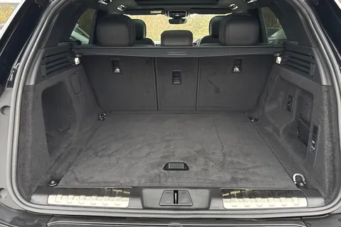 KT25XLB Land Rover Range Rover Sport 3.0 D300 Dynamic SE 5dr Thumbnail #11