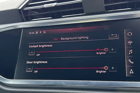 DS70CAV Audi Q3 1.5 TFSI CoD 35 S line S Tronic Euro 6 (s/s) 5dr Thumbnail #36