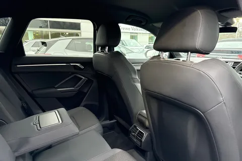 DS70CAV Audi Q3 1.5 TFSI CoD 35 S line S Tronic Euro 6 (s/s) 5dr Thumbnail #40