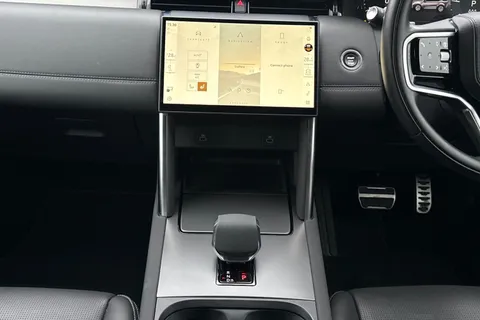 KM24WYS Land Rover Discovery Sport 2.0 D200 Dynamic HSE 5dr Thumbnail #16