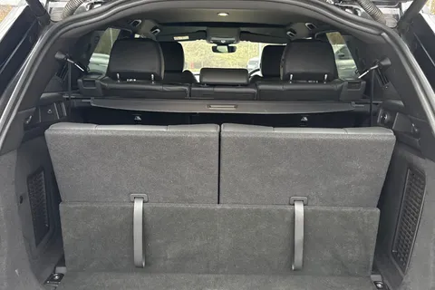 KM24WYS Land Rover Discovery Sport 2.0 D200 Dynamic HSE 5dr Thumbnail #31