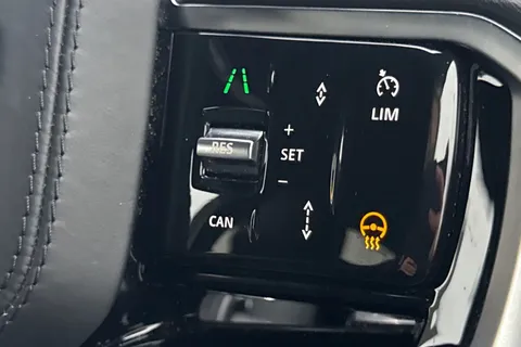 KM24WYS Land Rover Discovery Sport 2.0 D200 Dynamic HSE 5dr Thumbnail #33