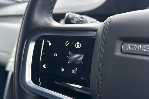 KM24WYS Land Rover Discovery Sport 2.0 D200 Dynamic HSE 5dr Thumbnail #34