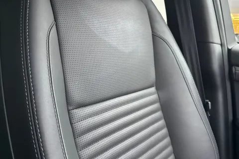 KM24WYS Land Rover Discovery Sport 2.0 D200 Dynamic HSE 5dr Thumbnail #45