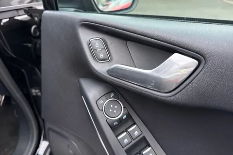 MA21KNK Ford Fiesta 1.0T EcoBoost MHEV ST-Line Edition Euro 6 (s/s) 5dr Thumbnail #21