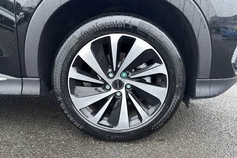 LD25TNN BYD Seal U 1.5 DM-i 18.3kWh Design CVT Auto AWD Euro 6 (s/s) 5dr Thumbnail #8