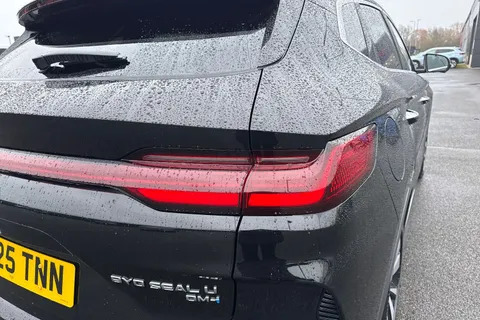 LD25TNN BYD Seal U 1.5 DM-i 18.3kWh Design CVT Auto AWD Euro 6 (s/s) 5dr Thumbnail #17