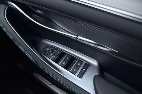 LD25TNN BYD Seal U 1.5 DM-i 18.3kWh Design CVT Auto AWD Euro 6 (s/s) 5dr Thumbnail #48