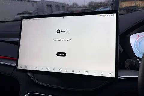 LD25TNN BYD Seal U 1.5 DM-i 18.3kWh Design CVT Auto AWD Euro 6 (s/s) 5dr Thumbnail #52