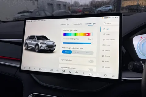 LD25TNN BYD Seal U 1.5 DM-i 18.3kWh Design CVT Auto AWD Euro 6 (s/s) 5dr Thumbnail #56